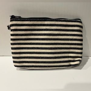 Thirty-One Mini Zipper Pouch.